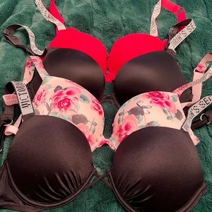 Four Victoria’s Secret Very Sexy Push-Up Bras